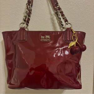 Vintage Coach Patent Leather Tote – Burgundy / Wine